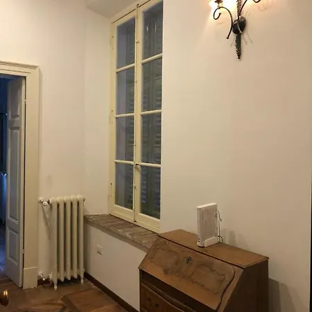 Apartment Alma- And Elegant Parma