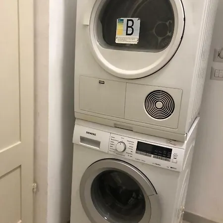 Alma- And Elegant מלון