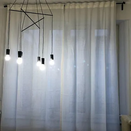 Alma- And Elegant Apartment Parma